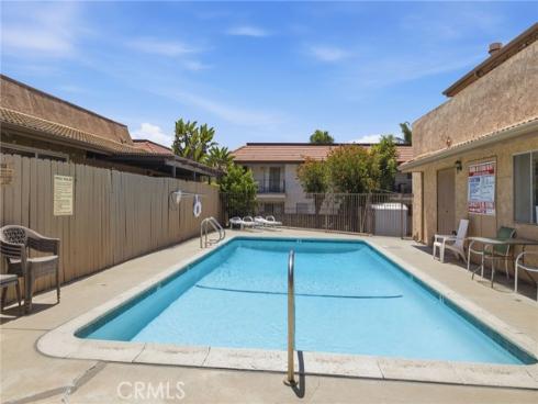 901 N Citrus 16 , La Habra, CA