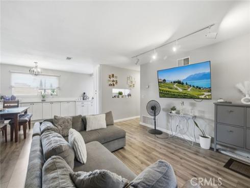 901 N Citrus 16 , La Habra, CA