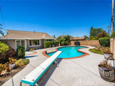 2561 Campbell , La Habra, CA