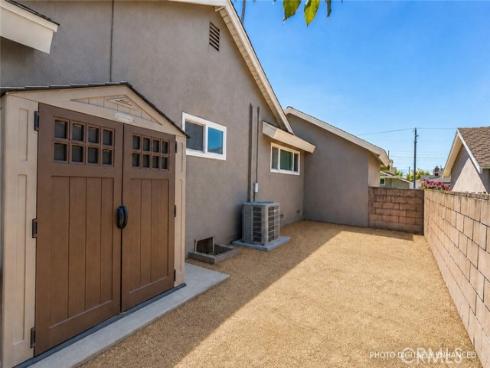 2561 Campbell , La Habra, CA