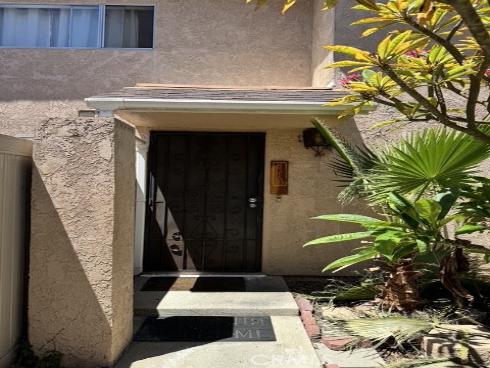 831 Las Lomas Drive