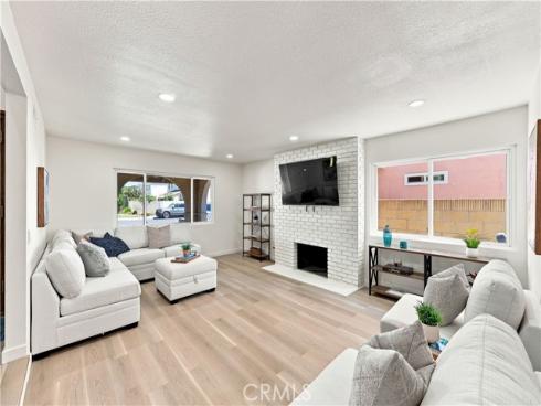 8101 Redford Lane, La Palma, CA