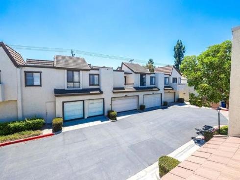 4841 Embassy 27 Circle, La Palma, CA