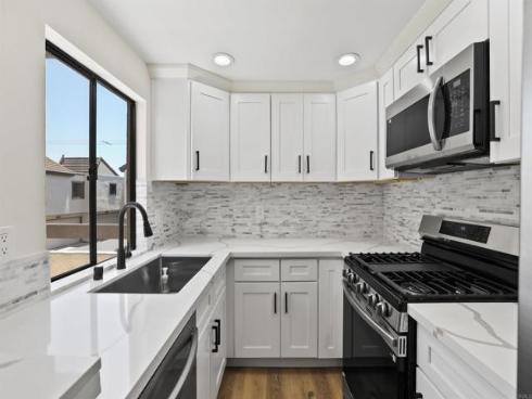 4841 Embassy 27 Circle, La Palma, CA