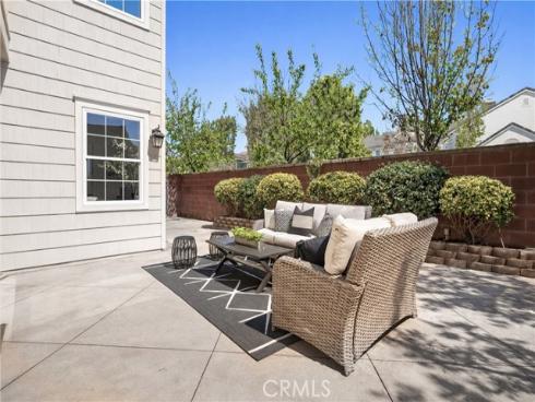 81 Zinnia Street , Ladera Ranch, CA