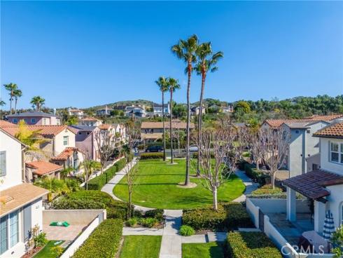 25 Amy Way, Ladera Ranch, CA