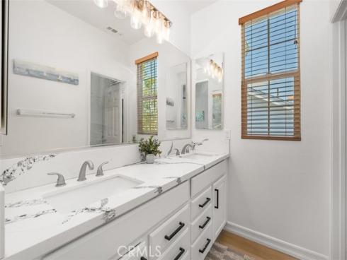10 Thorp , Ladera Ranch, CA
