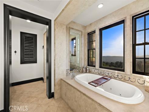 2 Galaxy Isle , Ladera Ranch, CA