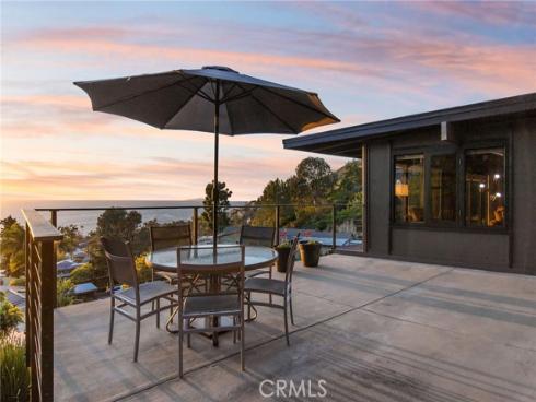 22315 3rd Avenue, Laguna Beach, CA