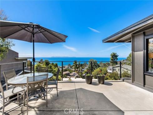 22315 3rd Avenue, Laguna Beach, CA