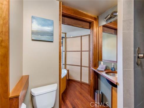 22315 3rd Avenue, Laguna Beach, CA