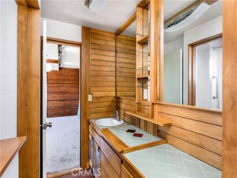22315 3rd Avenue, Laguna Beach, CA
