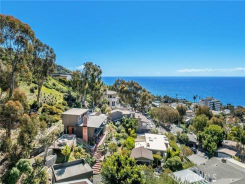 22315 3rd Avenue, Laguna Beach, CA