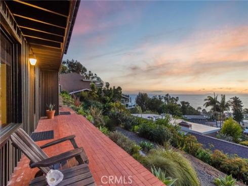 22315 3rd Avenue, Laguna Beach, CA