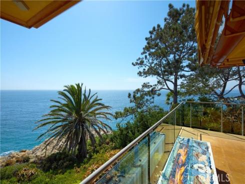 111 S La Senda Drive, Laguna Beach, CA