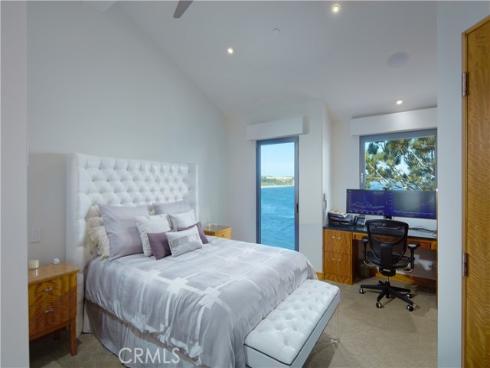 111 S La Senda Drive, Laguna Beach, CA