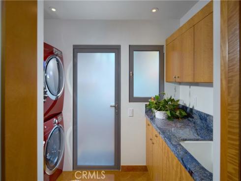 111 S La Senda Drive, Laguna Beach, CA