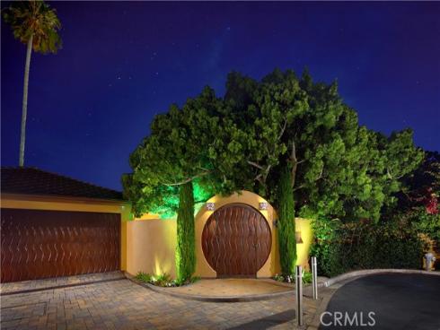 111 S La Senda Drive, Laguna Beach, CA