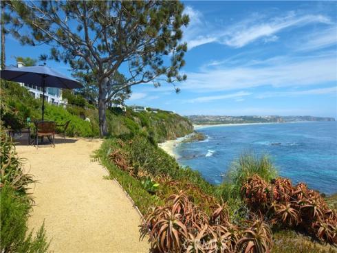 111 S La Senda Drive, Laguna Beach, CA