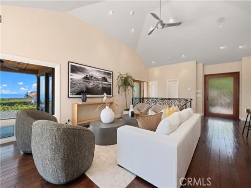 535 High Dr , Laguna Beach, CA