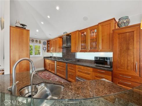 535 High Dr , Laguna Beach, CA