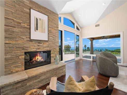 535 High Dr , Laguna Beach, CA