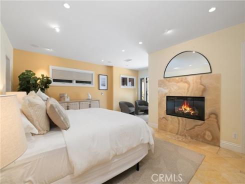 535 High Dr , Laguna Beach, CA