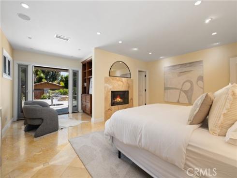 535 High Dr , Laguna Beach, CA