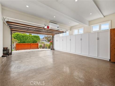 535 High Dr , Laguna Beach, CA