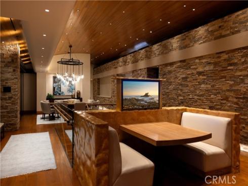 2526 Riviera Drive, Laguna Beach, CA