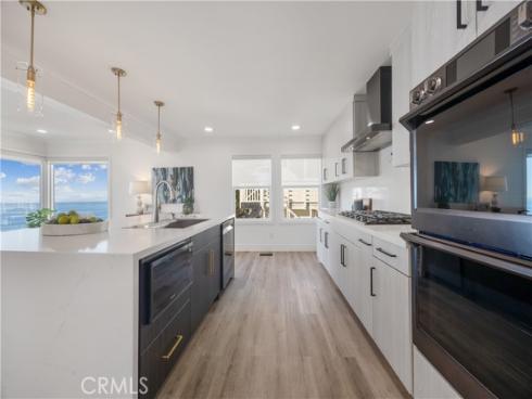 32015 Point Place , Laguna Beach, CA