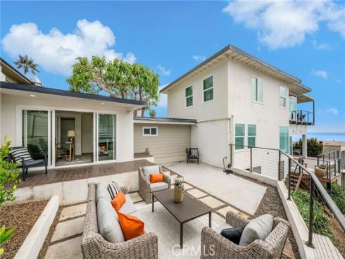 32015 Point Place , Laguna Beach, CA