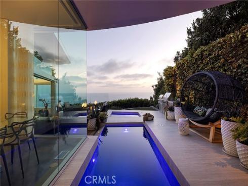 465 Panorama Drive, Laguna Beach, CA