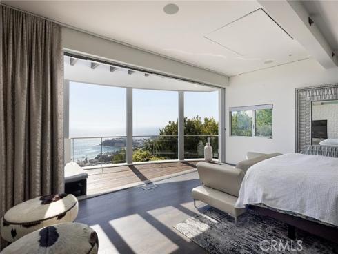 465 Panorama Drive, Laguna Beach, CA