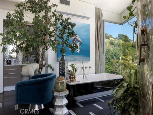 465 Panorama Drive, Laguna Beach, CA