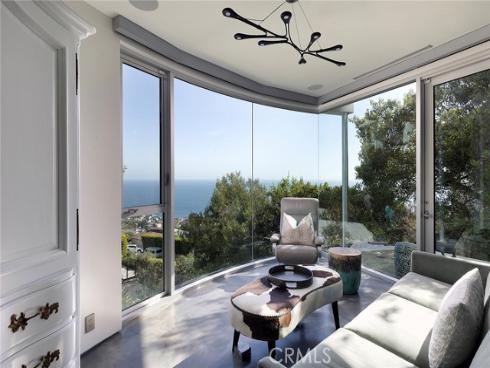 465 Panorama Drive, Laguna Beach, CA