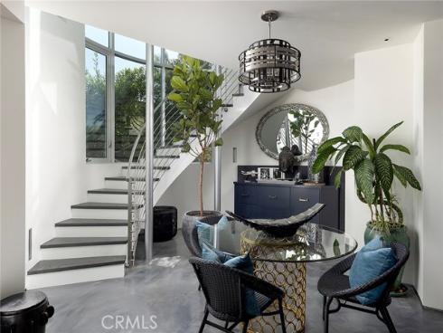 465 Panorama Drive, Laguna Beach, CA