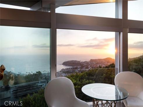 465 Panorama Drive, Laguna Beach, CA