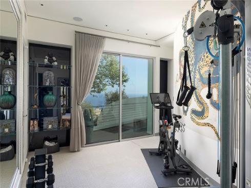 465 Panorama Drive, Laguna Beach, CA