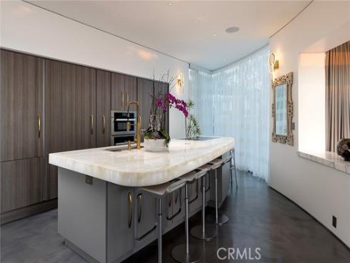 465 Panorama Drive, Laguna Beach, CA