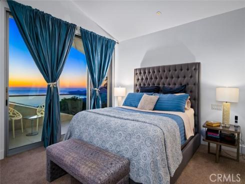 2300 Crestview , Laguna Beach, CA