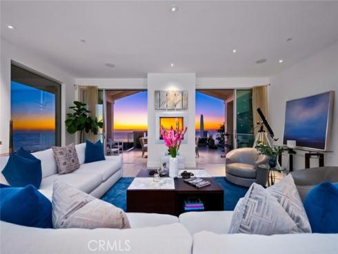 2300 Crestview , Laguna Beach, CA