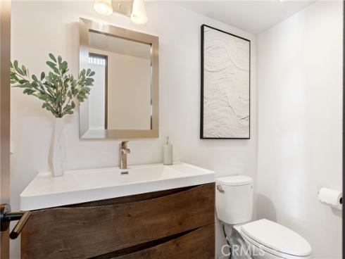 2870  Zell   Drive, Laguna Beach, CA
