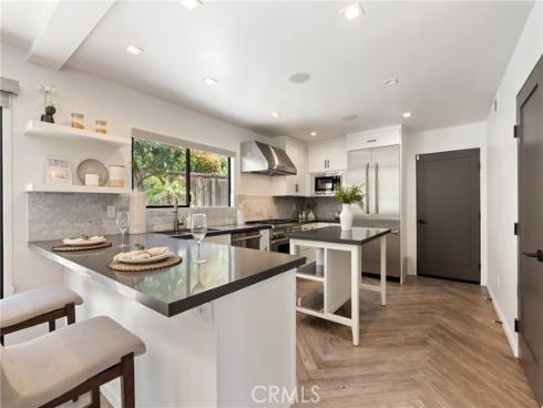 2870 Zell Drive, Laguna Beach, CA