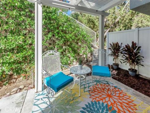 102  Santa Rosa   Court, Laguna Beach, CA