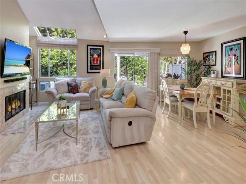 102 Santa Rosa Court, Laguna Beach, CA