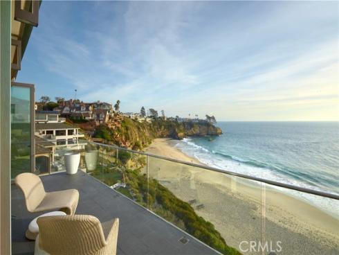 33 Bay Drive, Laguna Beach, CA