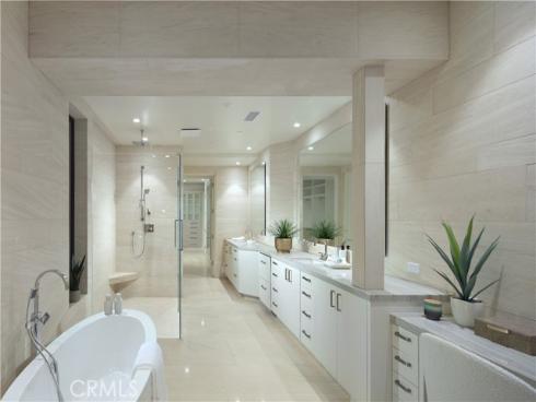 33 Bay Drive, Laguna Beach, CA