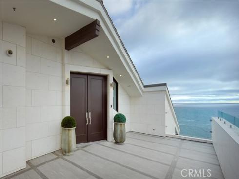 33 Bay Drive, Laguna Beach, CA
