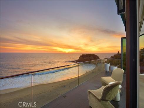 33 Bay Drive, Laguna Beach, CA